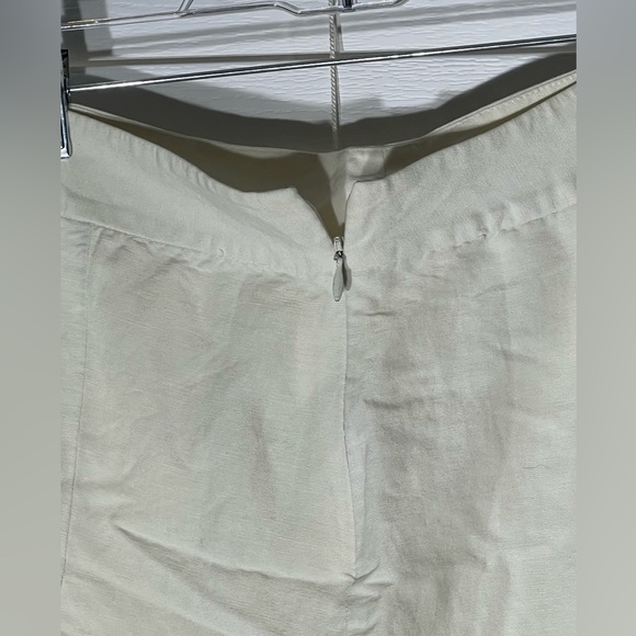 Ann Taylor Embroidered Floral Pattern Skirt Women’s Size 2. 1/4 Back In Back - Picture 11 of 12